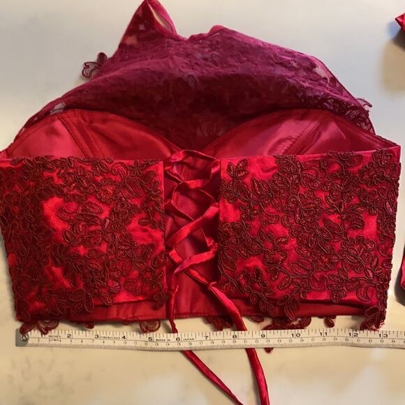 Women’s Gorgeous Red Formal Bridal Dress Two Pieces - Bodice and Skirt Size XS - Picture 2 of 13